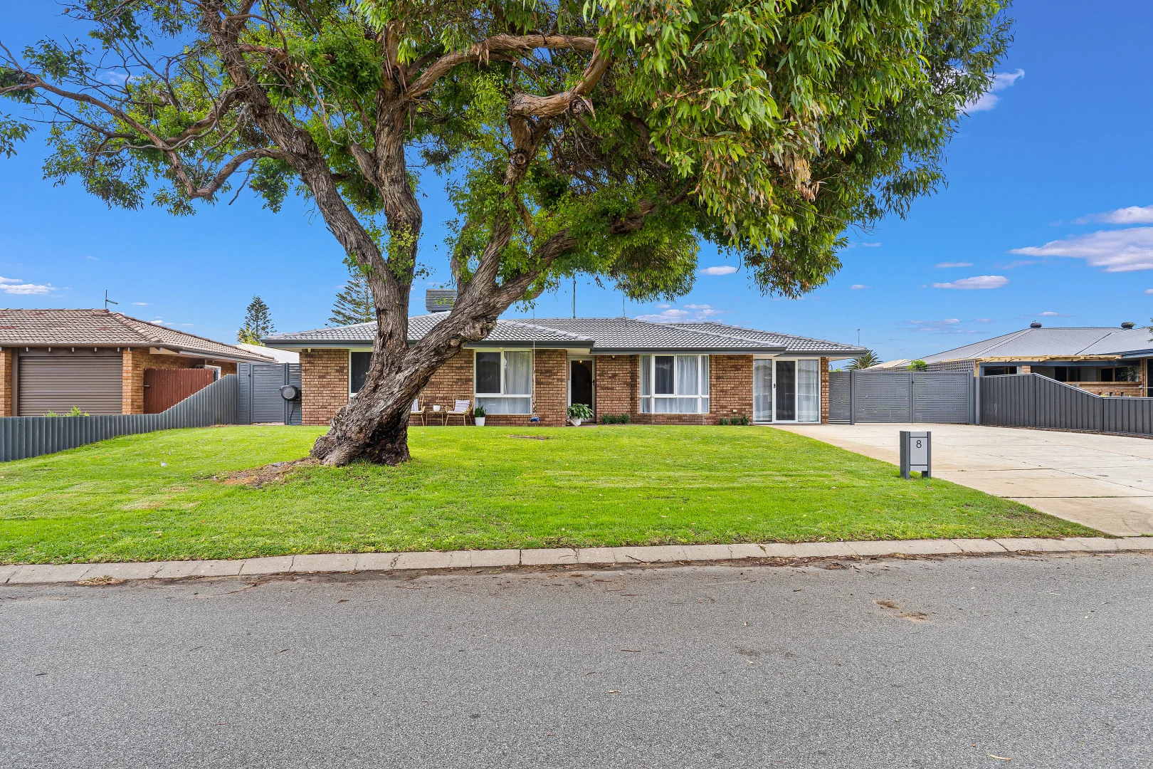 Additional image 2 of 8 Quamby Court, Silver Sands WA 6210