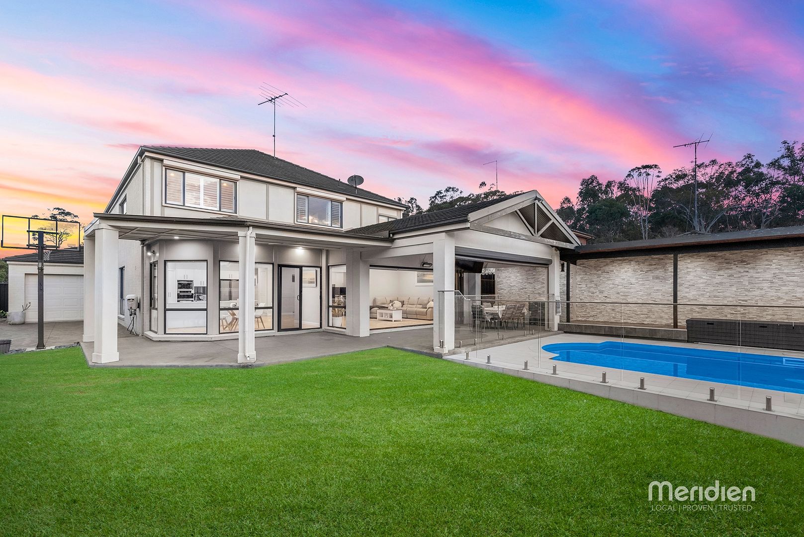4 Pelligrino Grove, Rouse Hill NSW 2155, Image 2