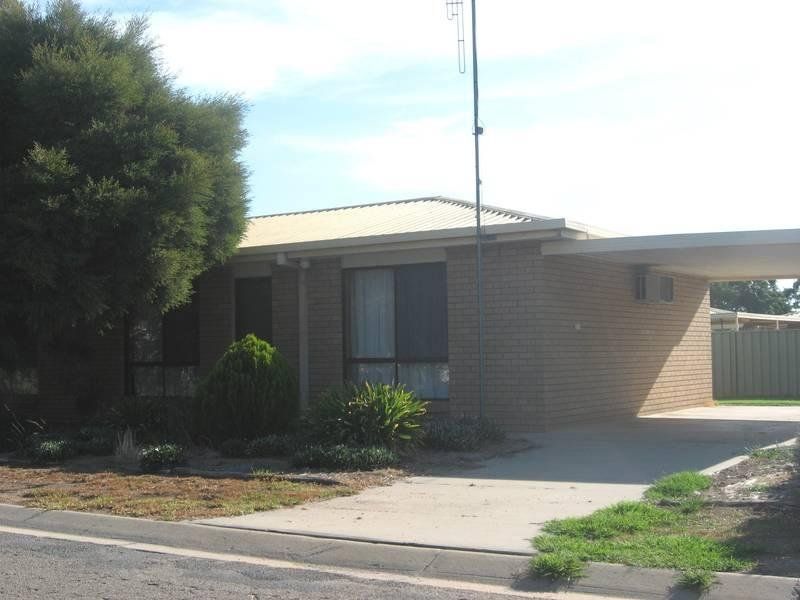 9/10-12 Moore Street, Tocumwal NSW 2714, Image 0