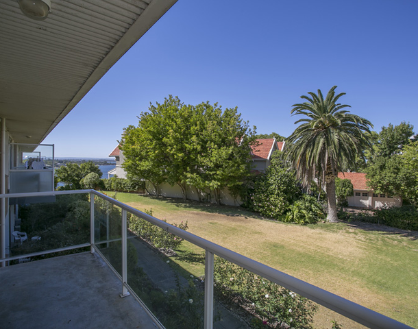 8/16 Richardson Avenue, Claremont WA 6010