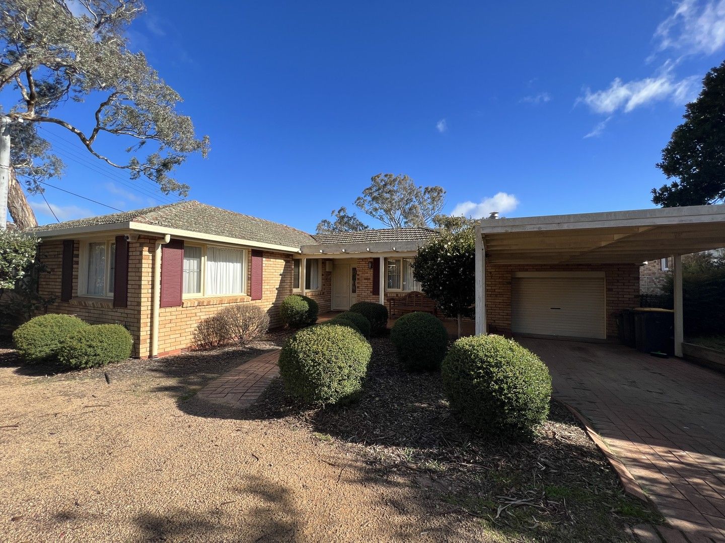 5 bedrooms House in 9 Godfrey St CAMPBELL ACT, 2612