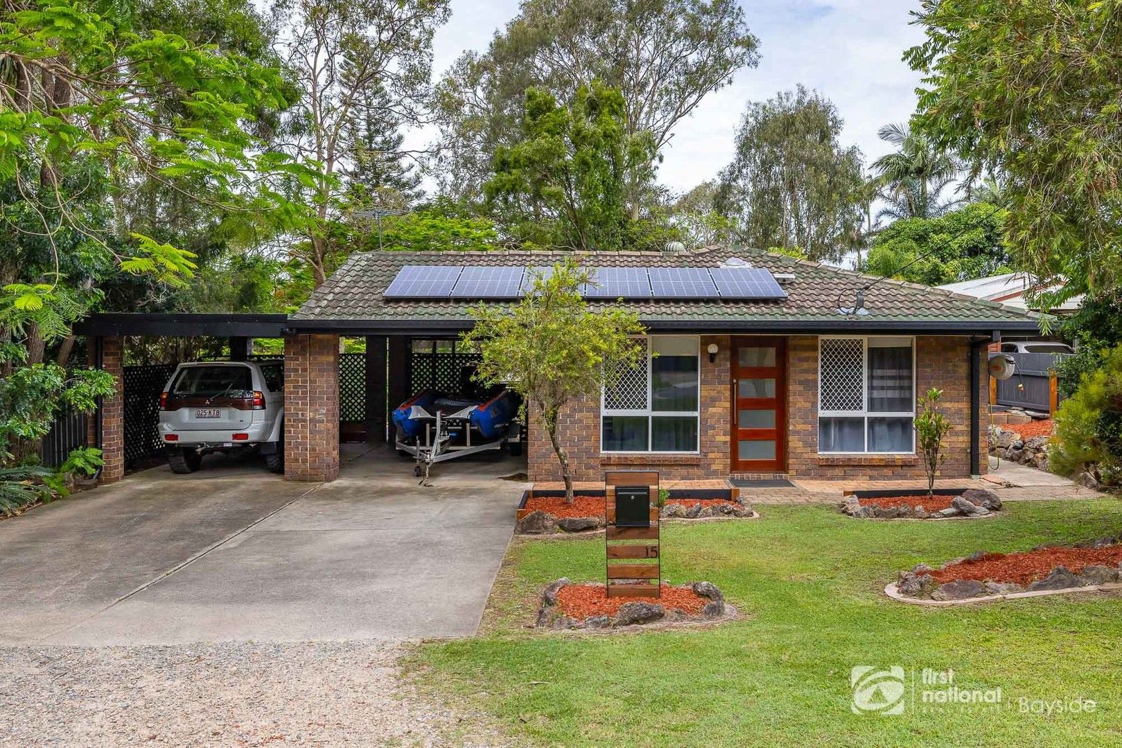 3 bedrooms House in  REDLAND BAY QLD, 4165