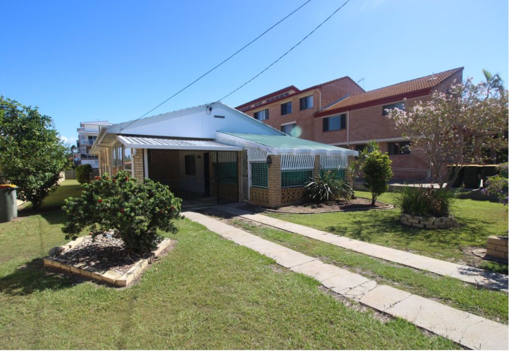 7 Ellen Street, Woody Point QLD 4019, Image 2