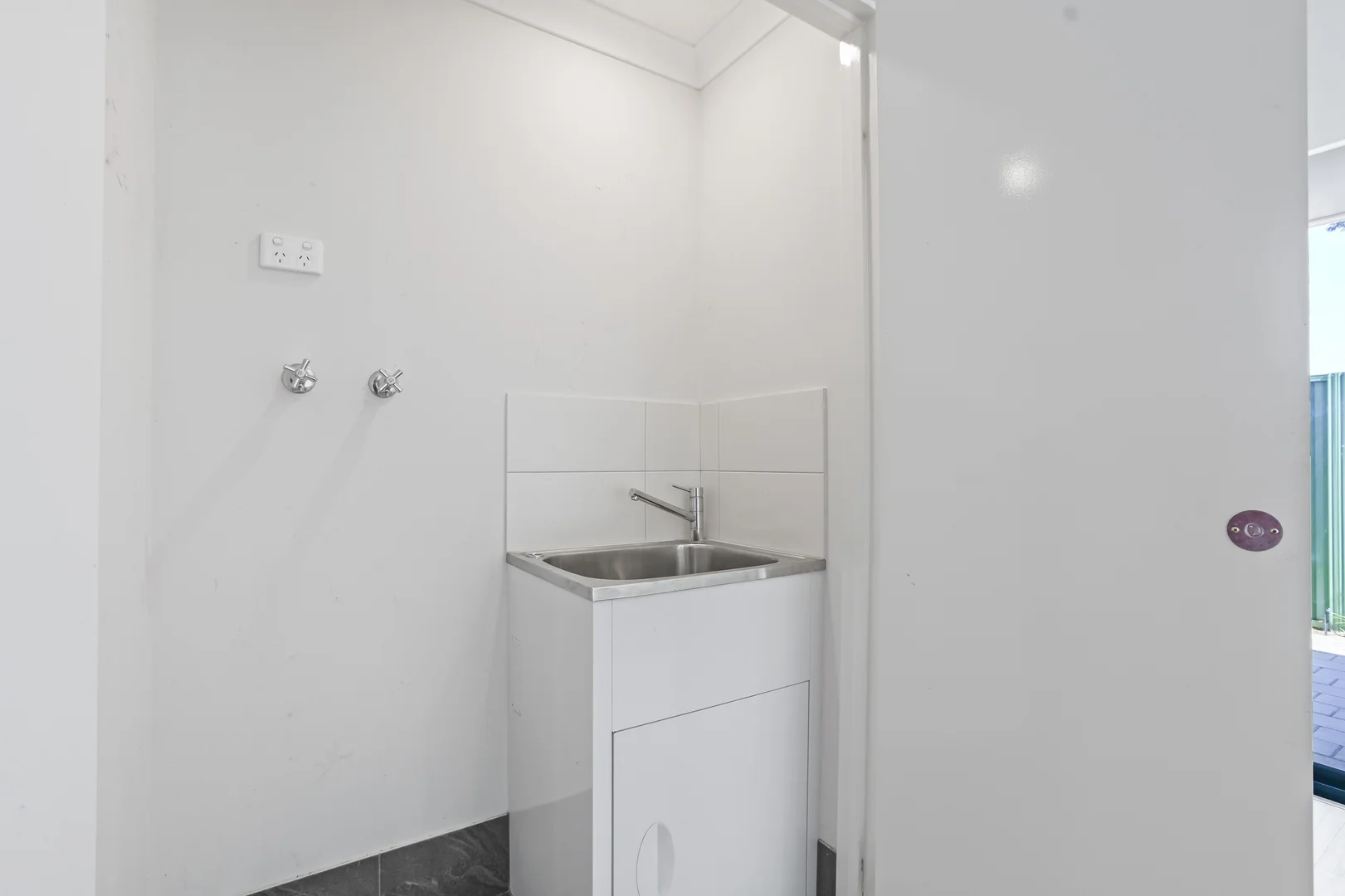 Additional image 6 of 1/13 Coolbellup Avenue, Coolbellup WA 6163