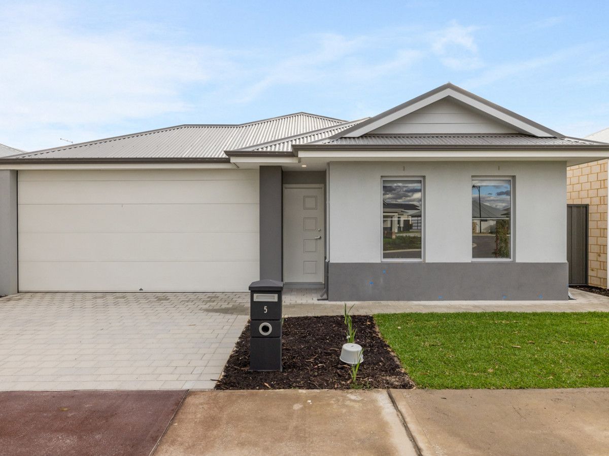 4 bedrooms House in 5 Negri Close SOUTH GUILDFORD WA, 6055