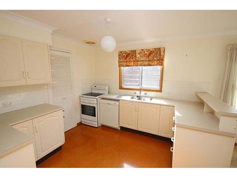 46 Bruce Street, Cooks Hill NSW 2300, Image 2