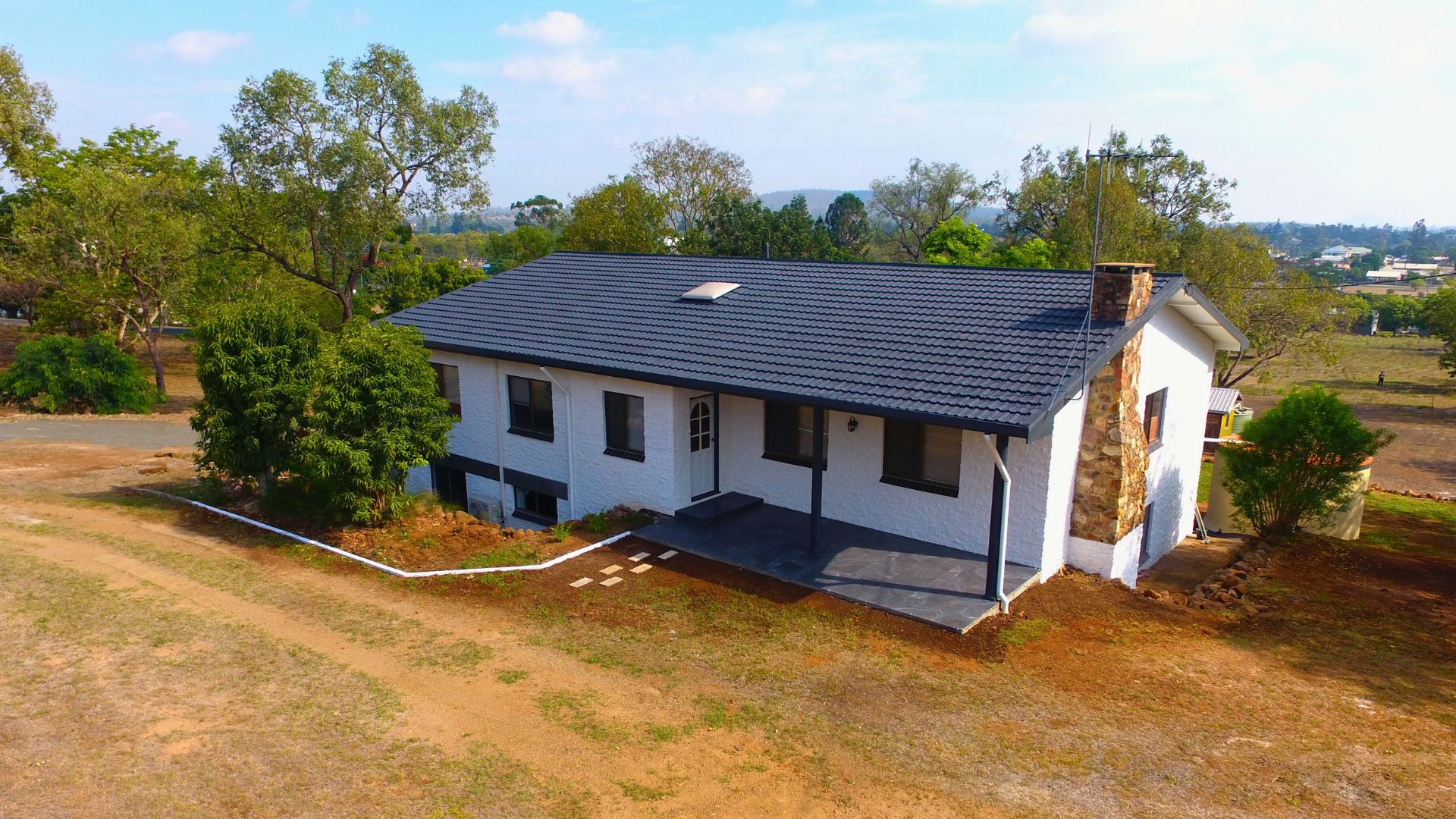 5 bedrooms House in 5 East Maud Street GAYNDAH QLD, 4625