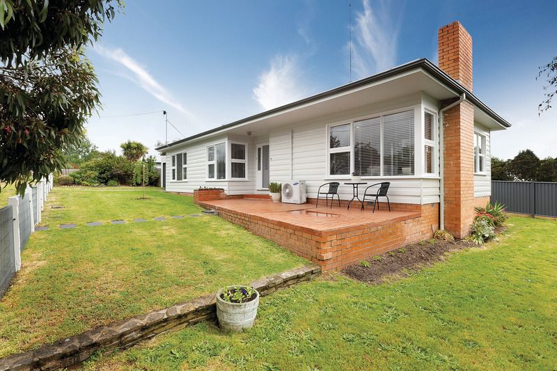 3 bedrooms House in 9 Ford Street BALLARAT EAST VIC, 3350