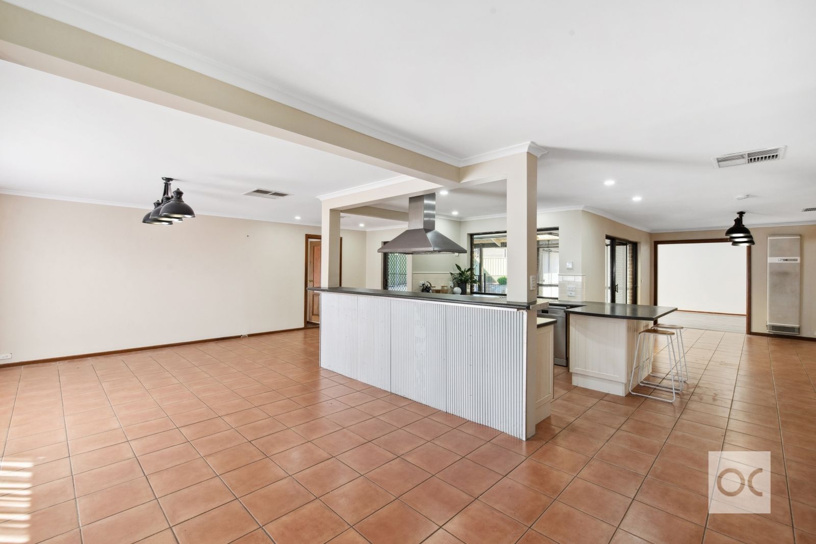 35 Gooronga Drive, Craigmore SA 5114, Image 2