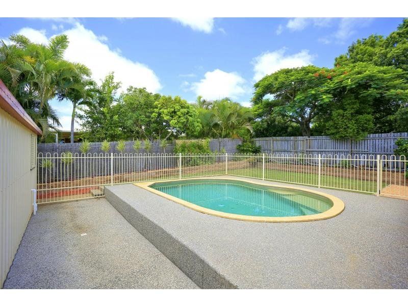 214 Avoca Road, Avoca QLD 4670, Image 2