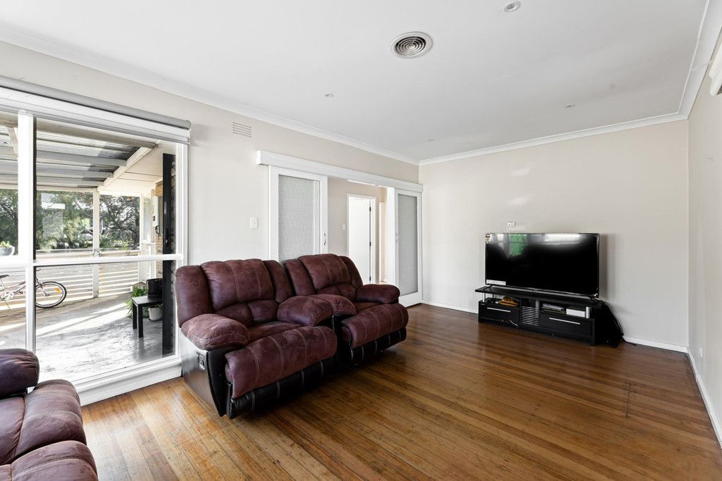 250 Ballan Road, Wyndham Vale VIC 3024 House For Rent 450 Domain