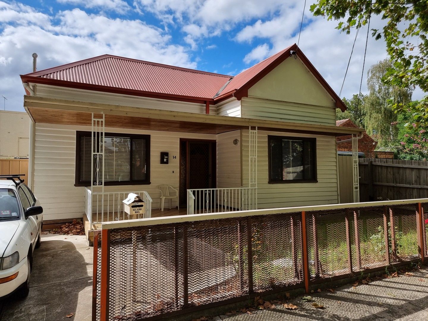 3 bedrooms House in 14 McLachlan Street NORTHCOTE VIC, 3070