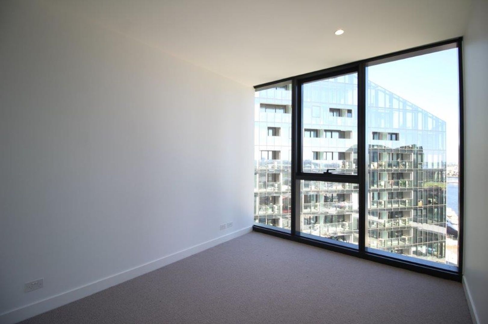 1511/421 Docklands Drive, Docklands VIC 3008, Image 2