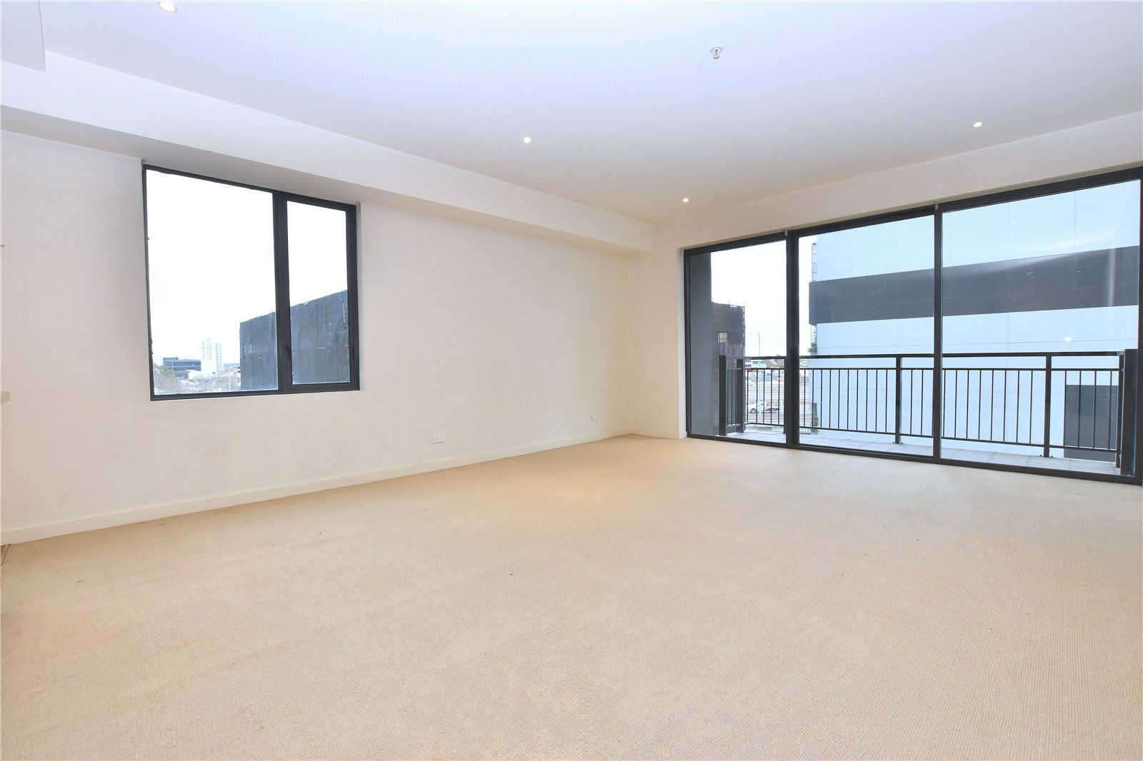 Apartment / Unit / Flat in 808/45 Haig Street, SOUTHBANK VIC, 3006