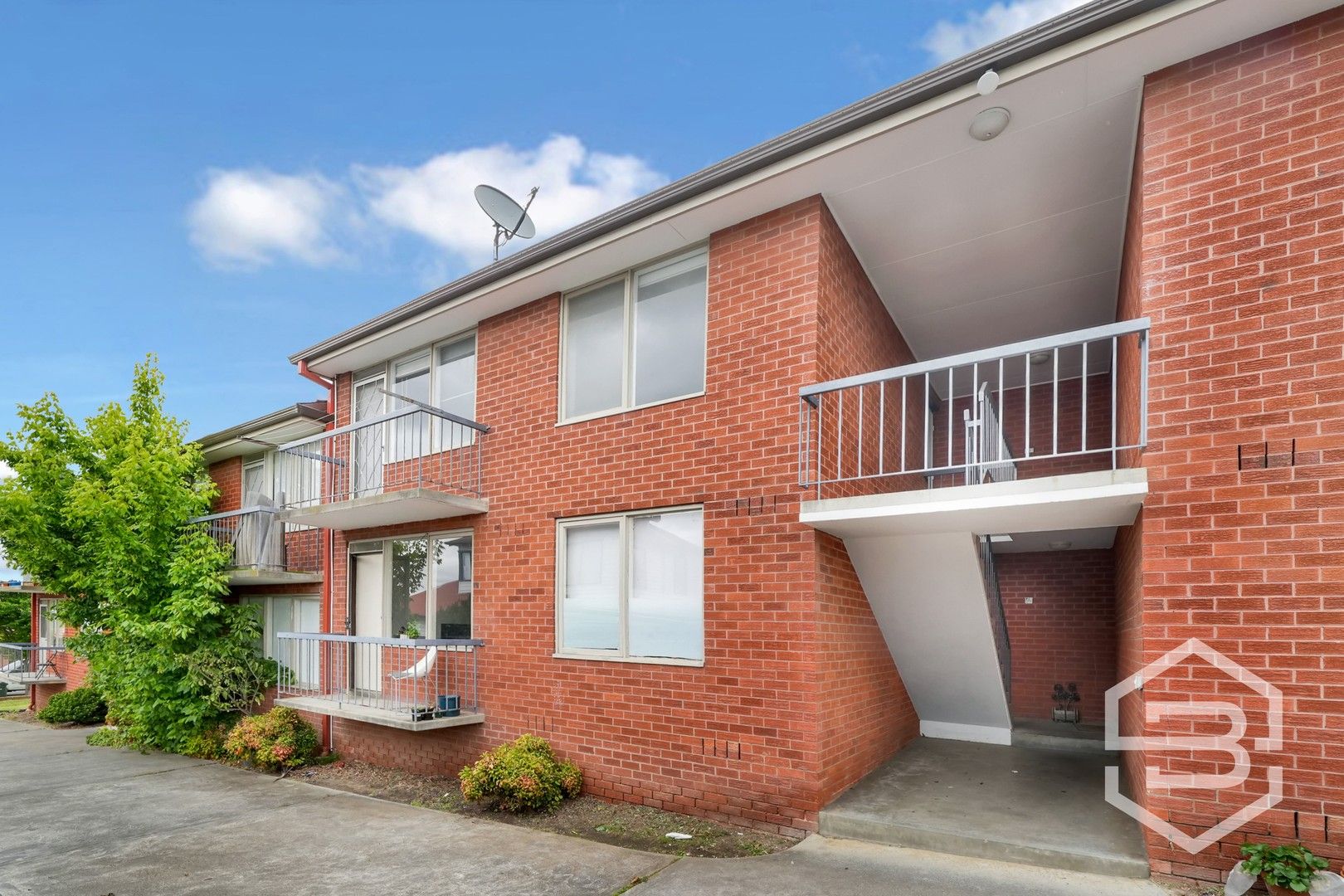 2/93 Pender Street, Thornbury VIC 3071 Apartment For Rent 425 Domain