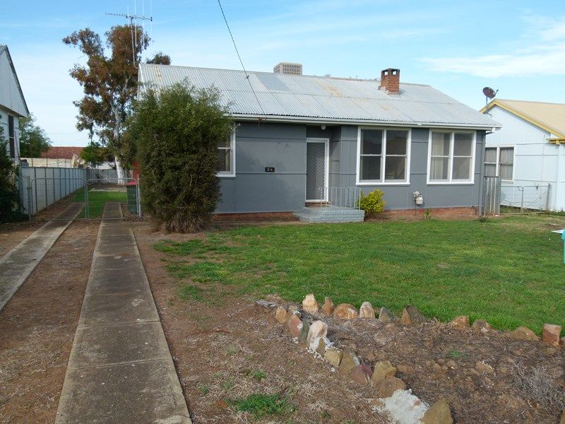 24 Patterson Street, Forbes NSW 2871, Image 0