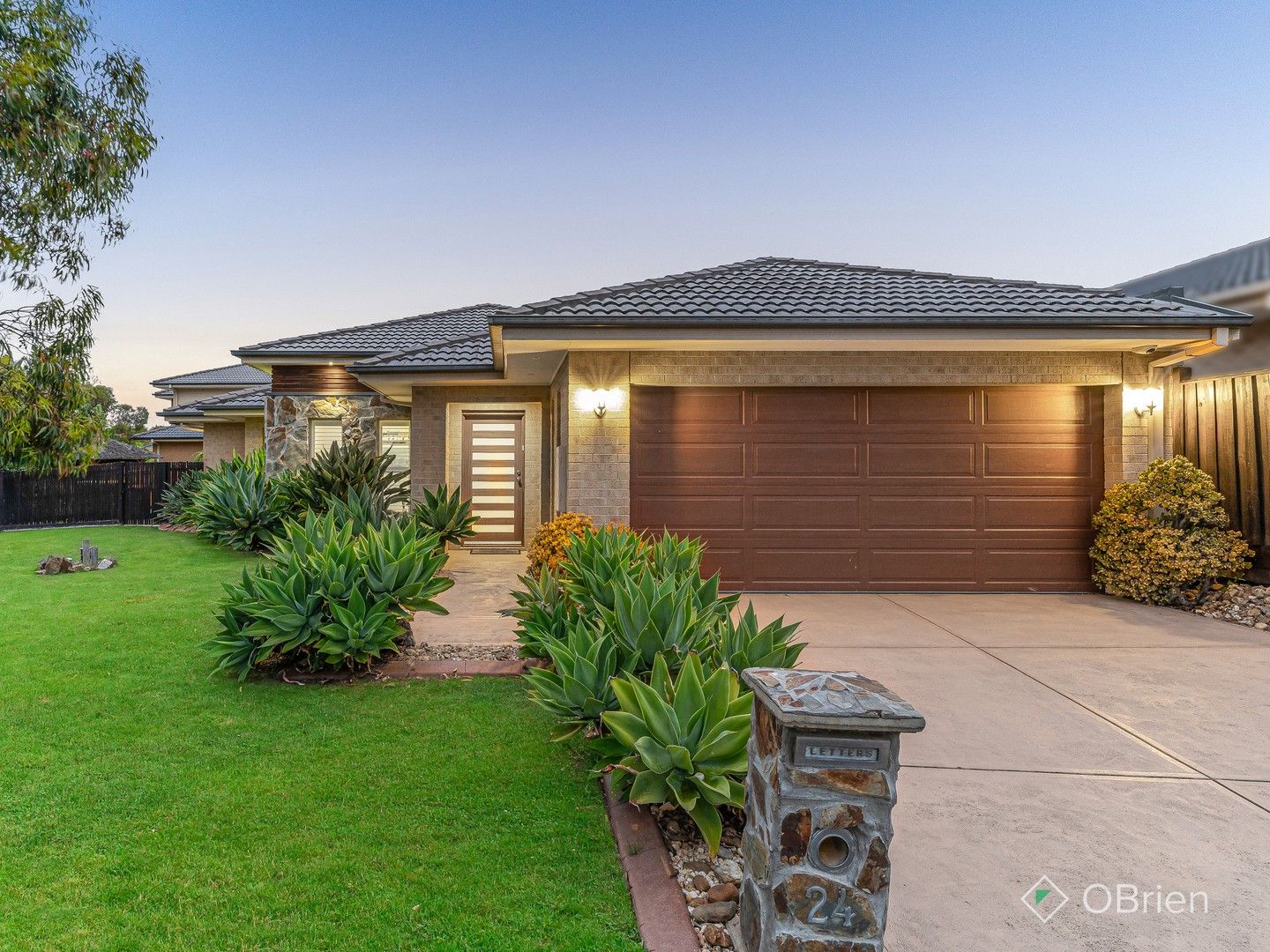 24 Crampton Chase, Sandhurst VIC 3977, Image 1