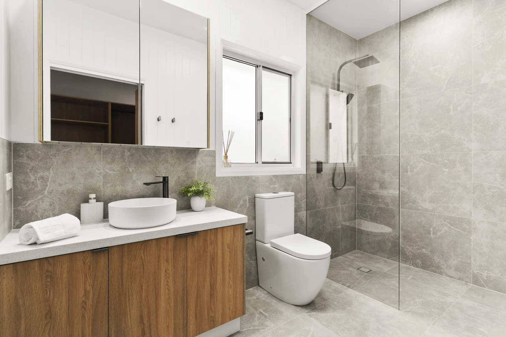 Additional image 13 of 31 Tea Gardens Avenue, Kirrawee NSW 2232