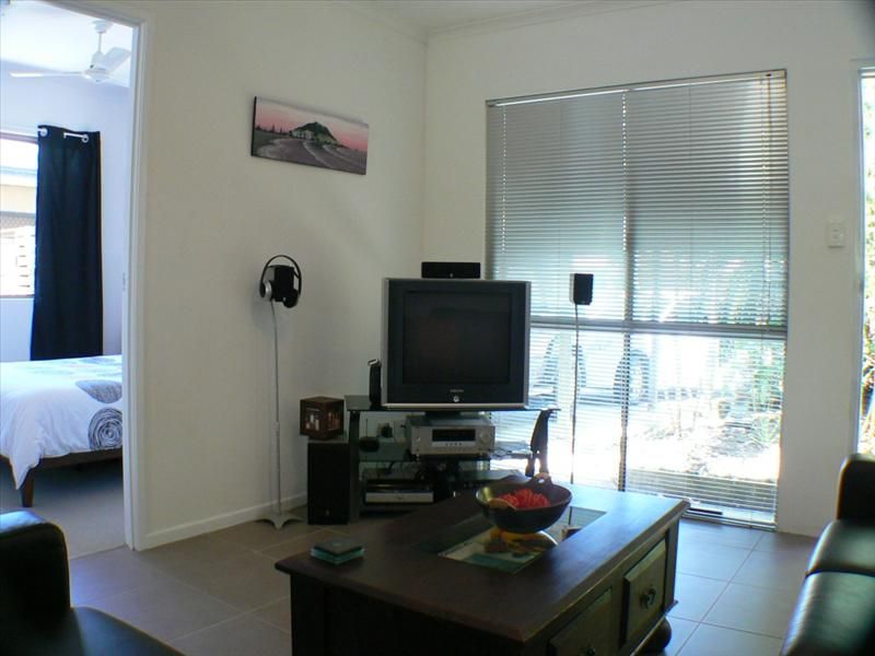 2/26 Kandoo Street, Pacific Paradise QLD 4564, Image 2