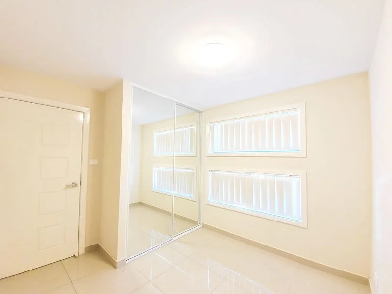 Additional image 7 of 20A Avon Place, St Clair NSW 2759