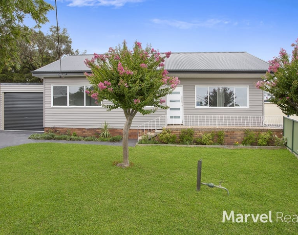 12 Mccahons Avenue, Georges Hall NSW 2198