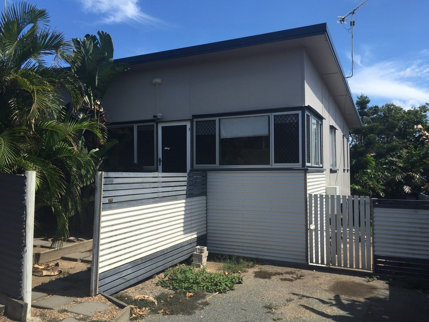 8 Cathne Street TENANT APPROVED, Cooee Bay QLD 4703, Image 0