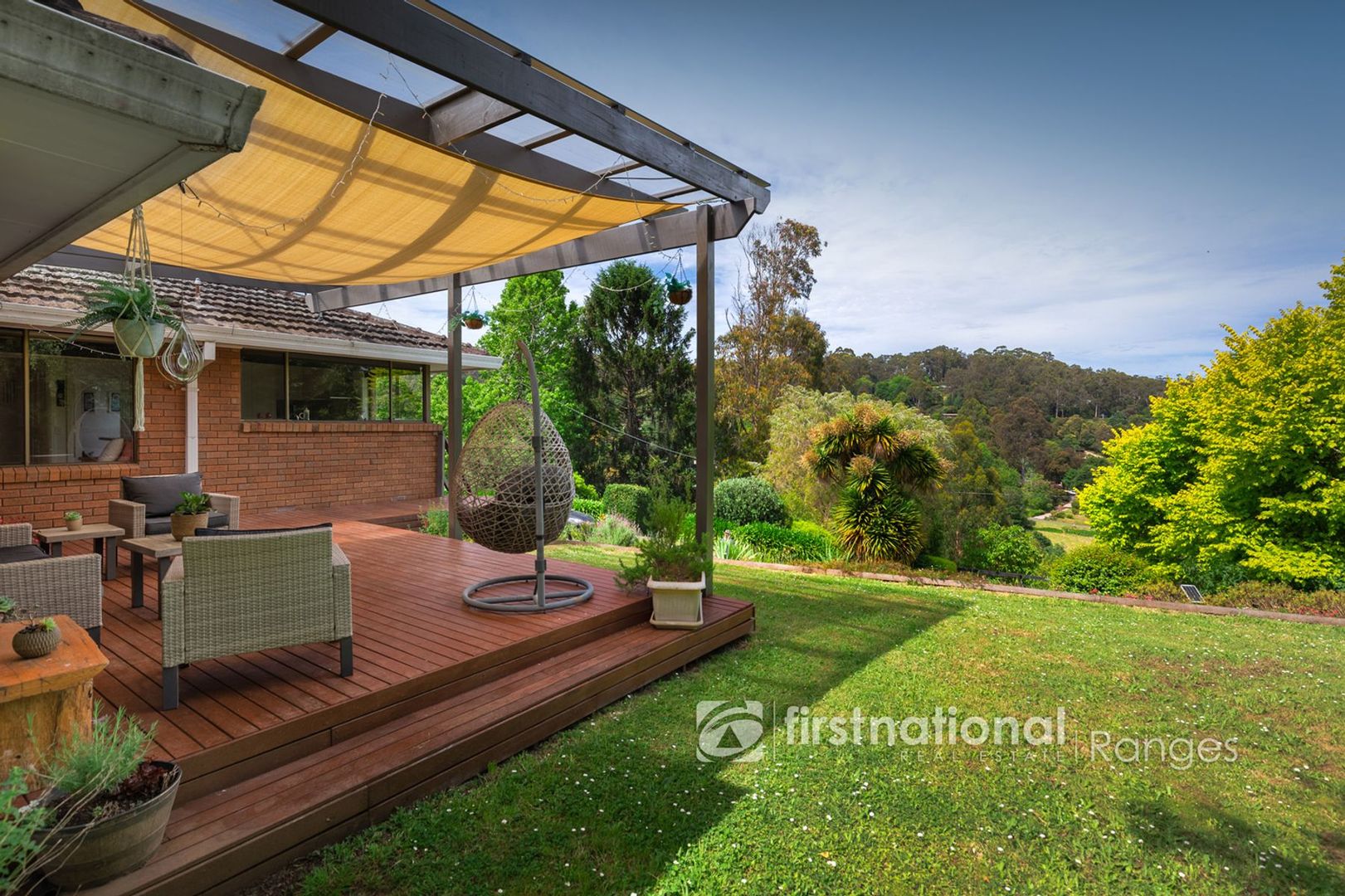 43 Meadowview Lane, Emerald VIC 3782, Image 2