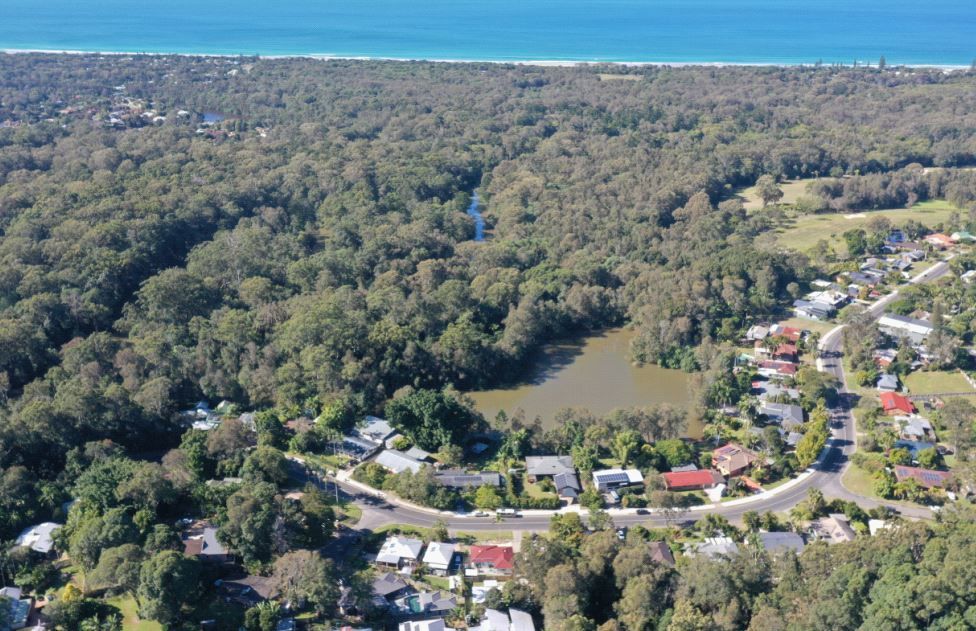 3 bedrooms House in 93 Balemo Drive OCEAN SHORES NSW, 2483