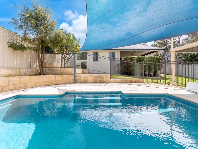 5 bedrooms House in 7 Verona Cres FALCON WA, 6210