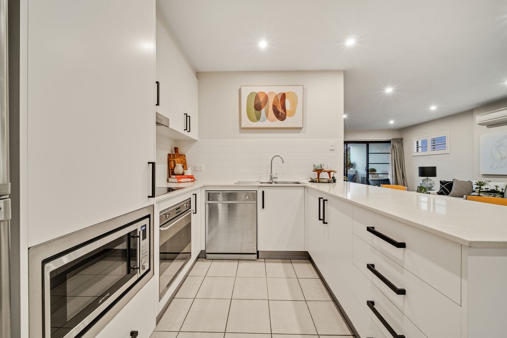 7/2 Cunningham Street, Griffith ACT 2603, Image 2