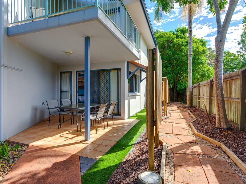 6/40 Esplanade, Tin Can Bay QLD 4580, Image 2