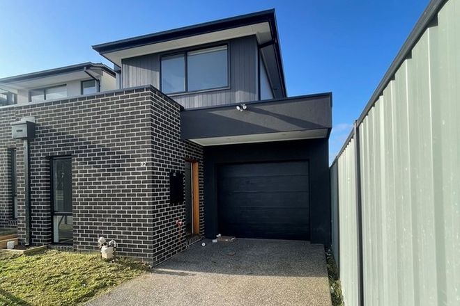 Picture of 32 Truscott Avenue, ROXBURGH PARK VIC 3064