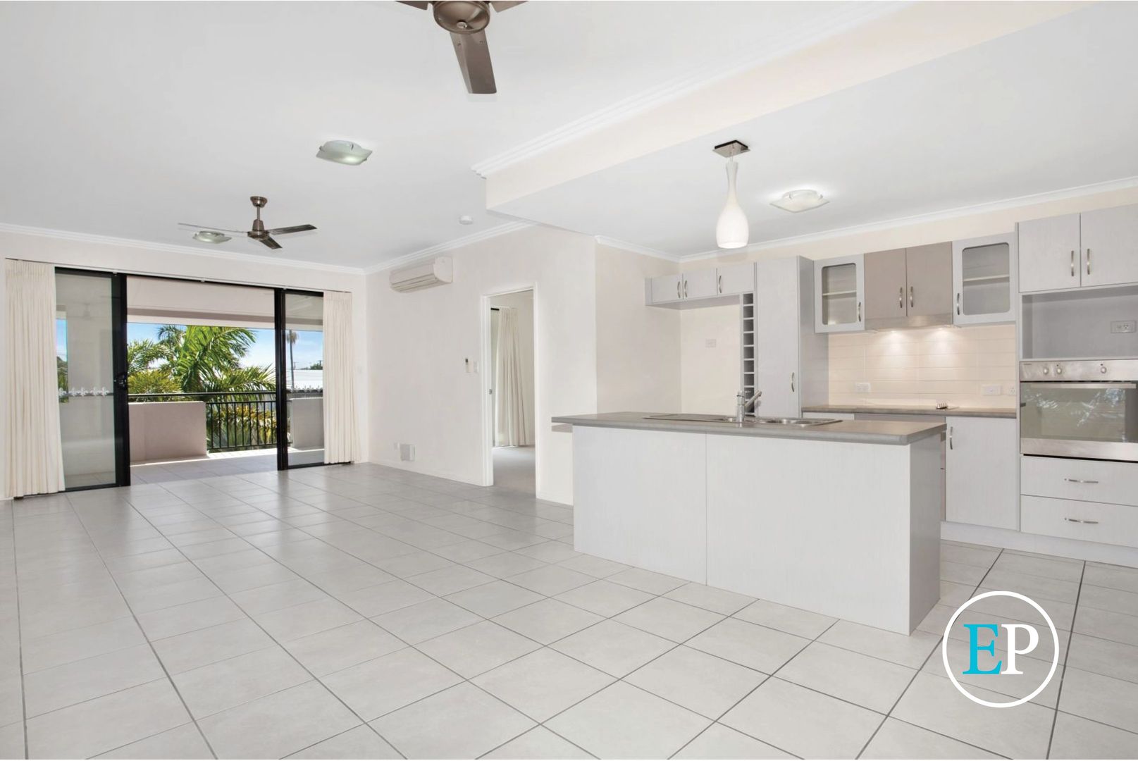12/6-24 Henry Street, West End QLD 4810, Image 2