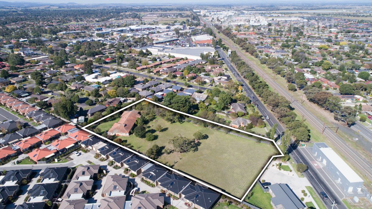 37-41 Rogers Street, Pakenham VIC 3810, Image 2