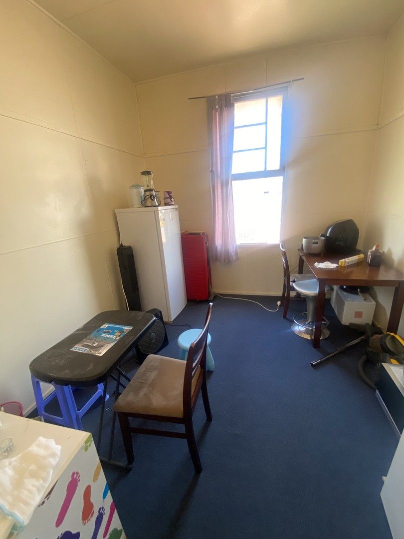 3/93 Parry Street, Charleville QLD 4470 Apartment For Rent 175