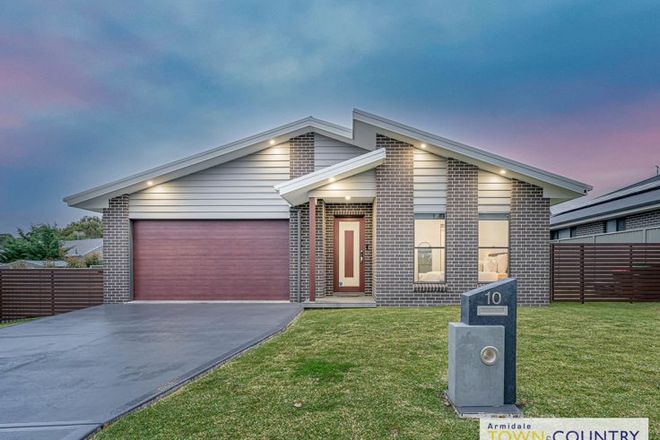 Picture of 10 Peterson Drive, ARMIDALE NSW 2350