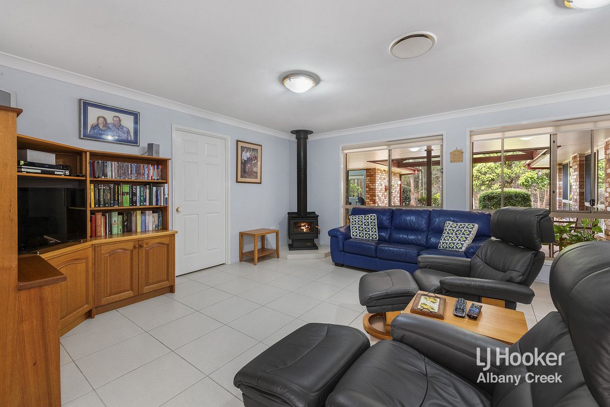 5 Hengis Court, Albany Creek QLD 4035, Image 2