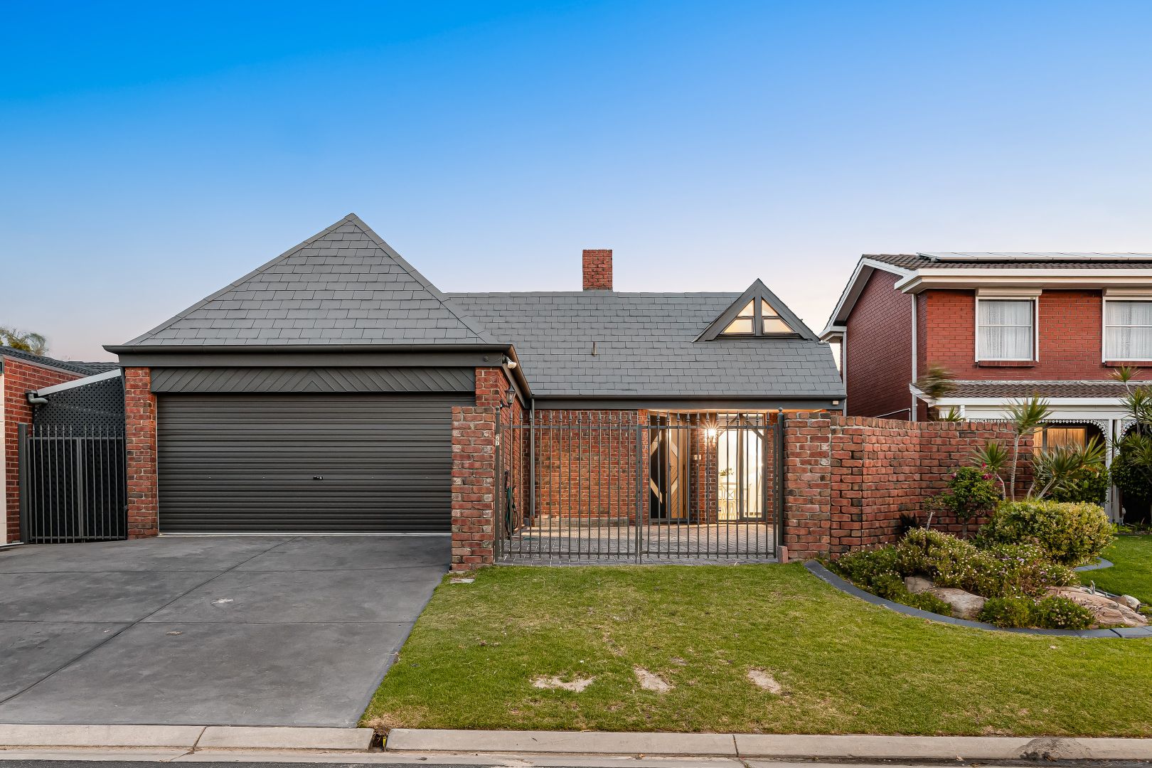 27 Dyer Court, West Lakes SA 5021, Image 2