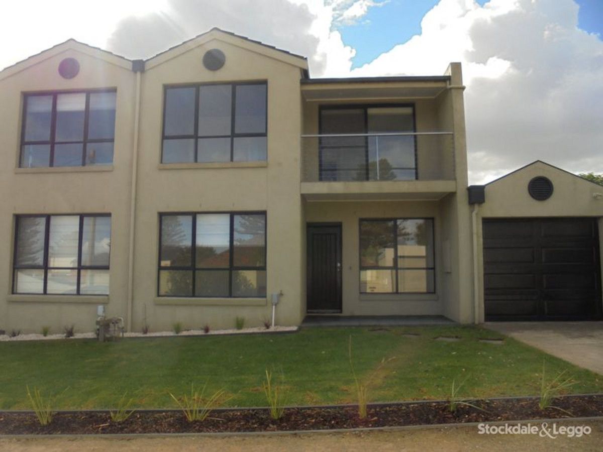 18 Bayview Terrace, Warrnambool VIC 3280 Townhouse For Rent Domain