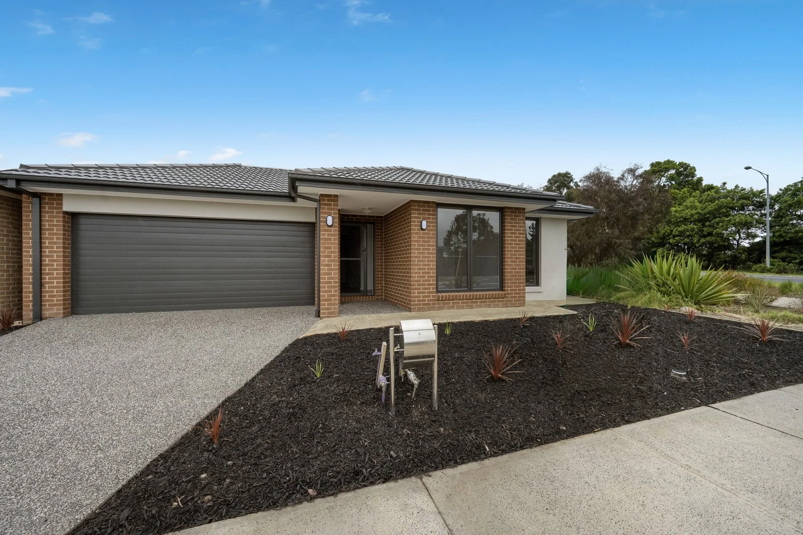 2 Bankside Drive, Botanic Ridge VIC 3977
