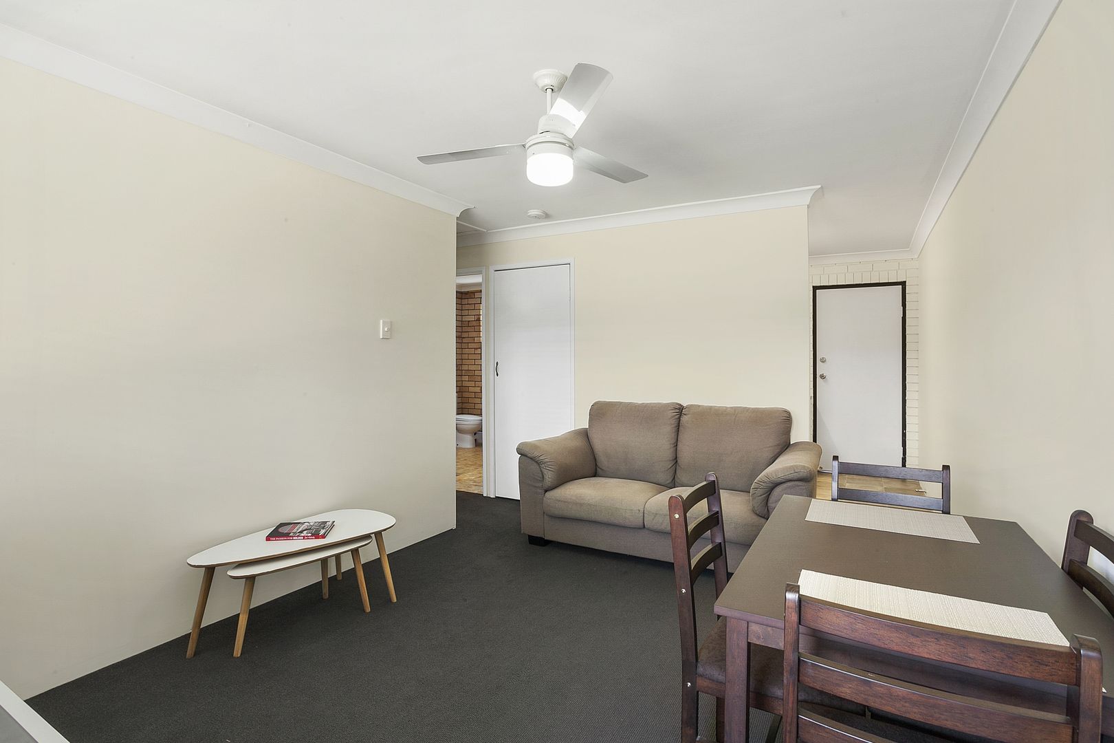 2/130 Oxley Avenue, Woody Point QLD 4019, Image 2