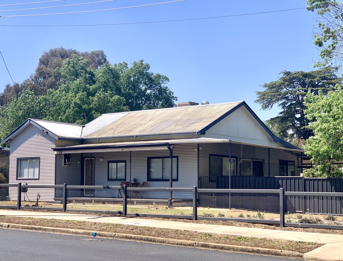 30 Ferguson Street, Canowindra Property History & Address Research