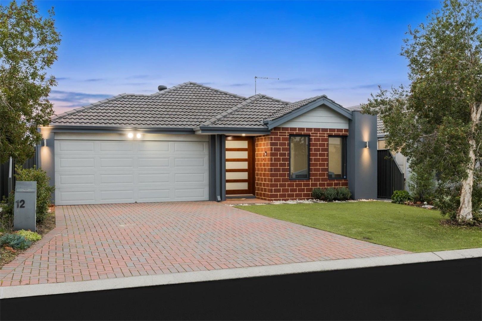 4 bedrooms House in 12 Wyoming Loop HARRISDALE WA, 6112