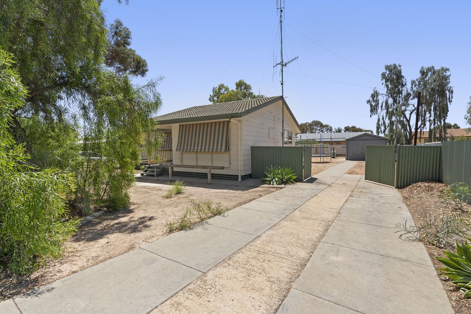 2 Garrard Street, Barmera SA 5345, Image 2