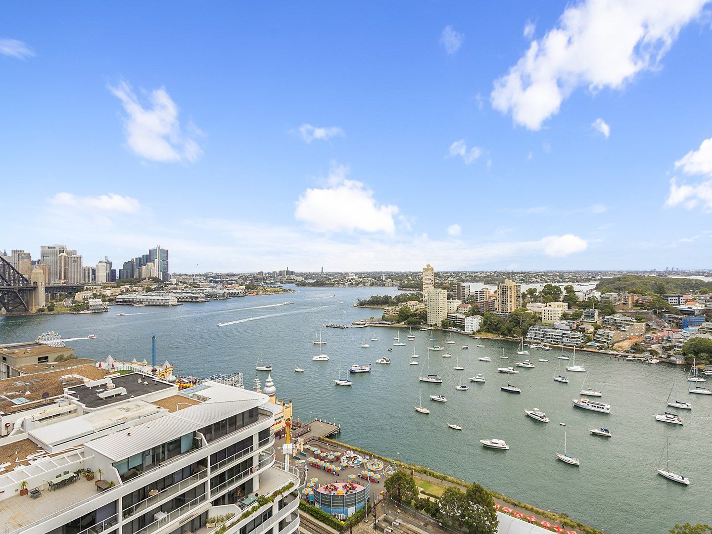 1 bedrooms Apartment / Unit / Flat in 1307/88 Alfred Street MILSONS POINT NSW, 2061