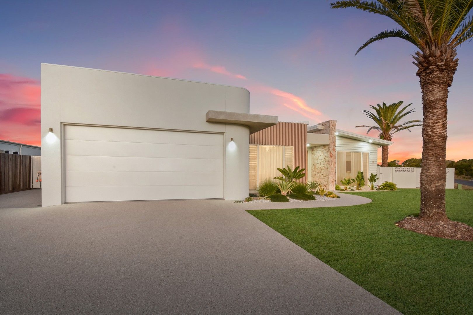 29 Deering Place, Innes Park QLD 4670 Domain