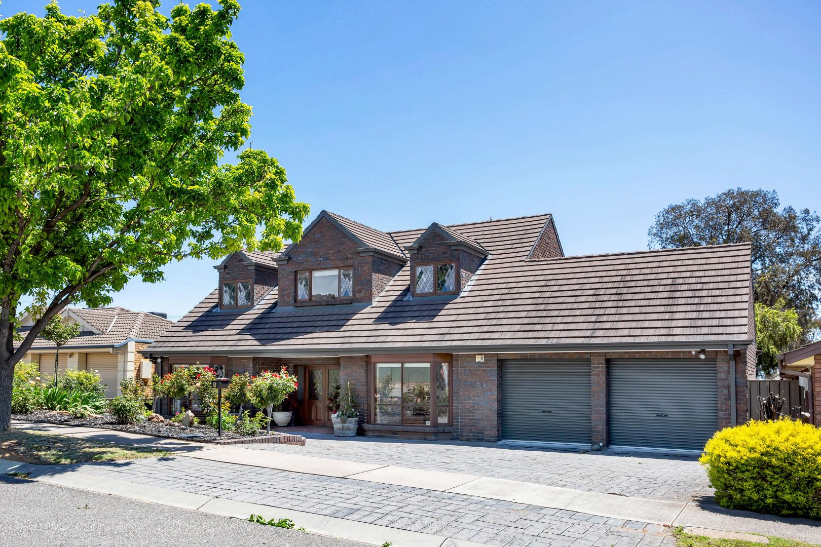 4 Dover Court, Dover Garden Property History & Address Research Domain