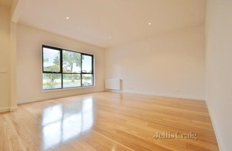 3 bedrooms Townhouse in 56a Clifton Street NORTHCOTE VIC, 3070