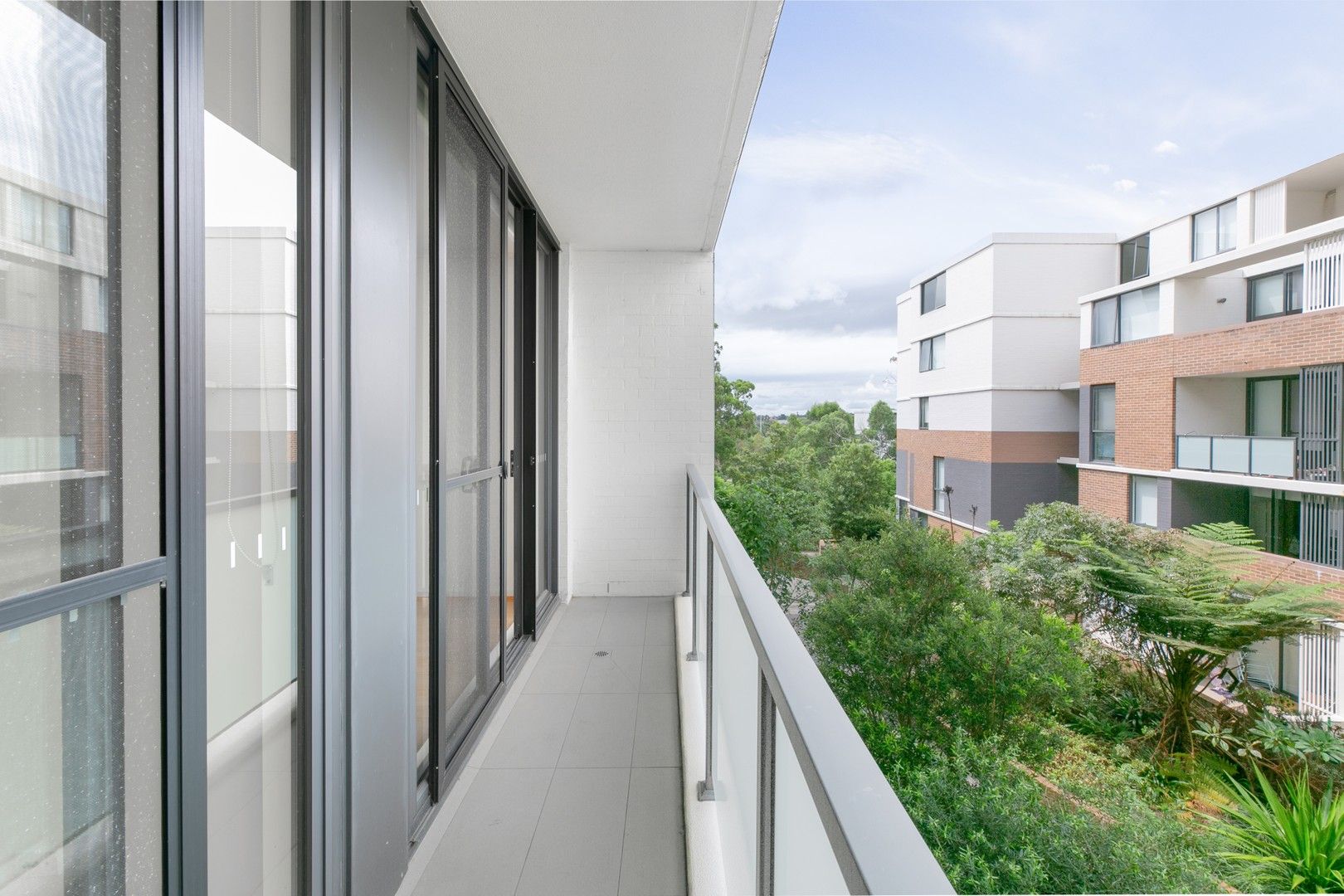2 bedrooms Apartment / Unit / Flat in 415/7 Washington Avenue RIVERWOOD NSW, 2210