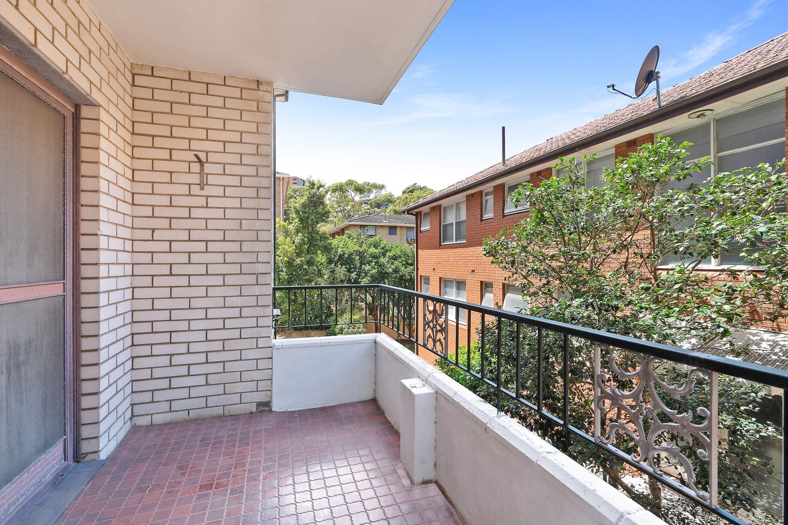 1/10 St Georges Parade, Hurstville NSW 2220, Image 2